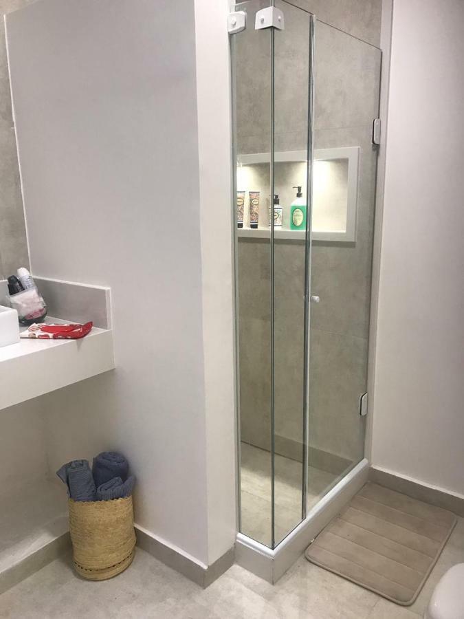 Escola Meditacao Ipanema - Quarto No Coracao Do Bairro Рио-де-Жанейро Экстерьер фото